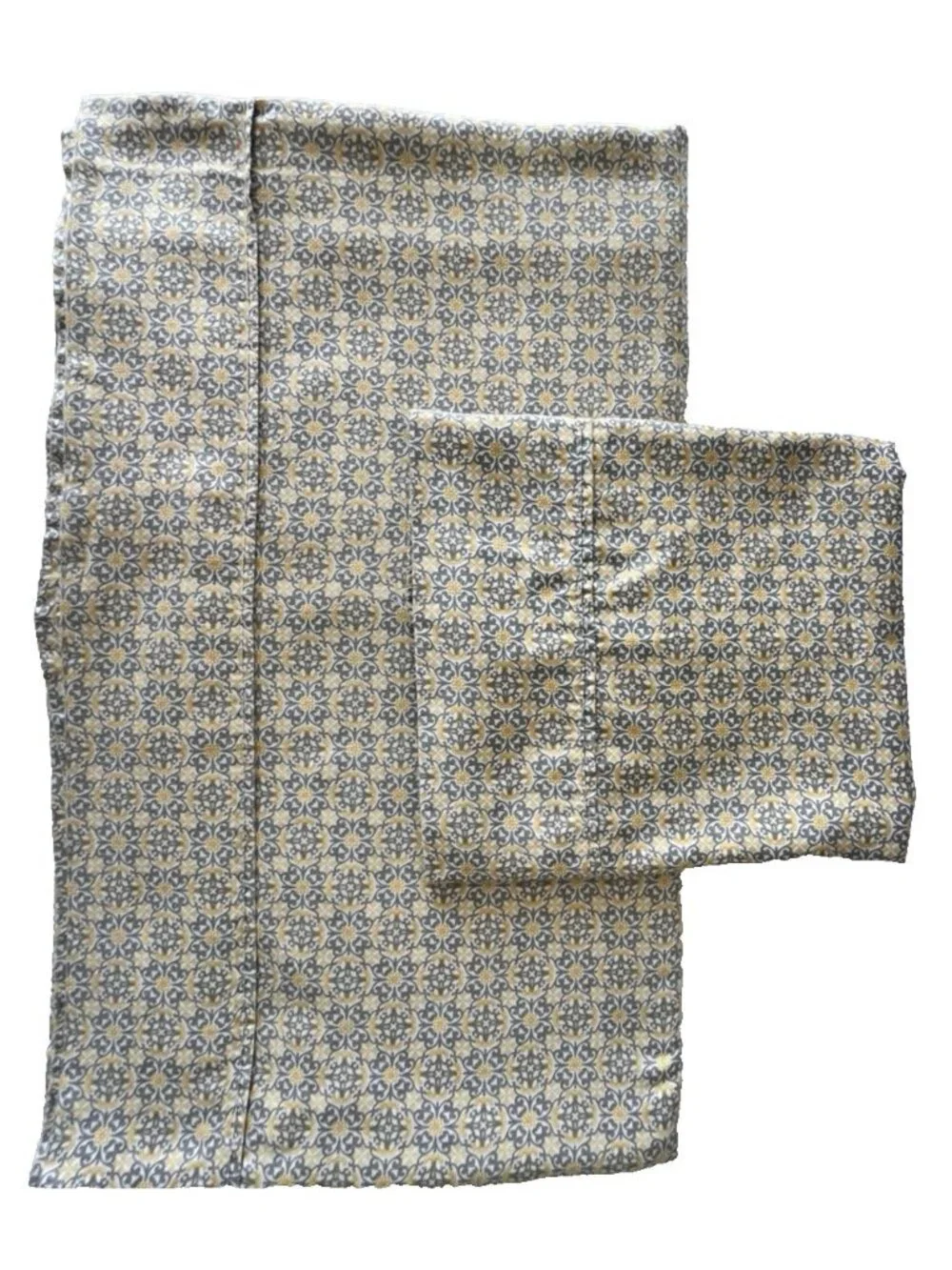 Gray & Yellow 2 pc Sheet Set QUEEN Flat + KING Pillowcase Quatrefoil 100% Cotton